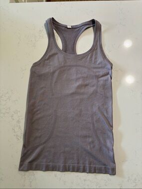 Lululemon Tank Sz 4